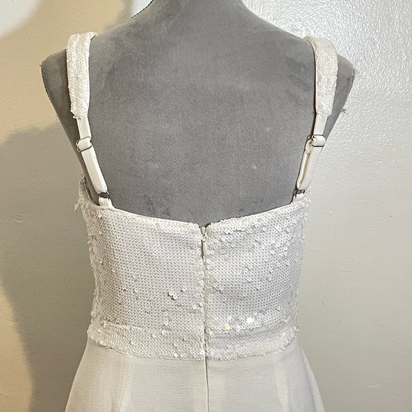 Dress the Population Silvia Body-Con Dress Size: M - Picture 5 of 7